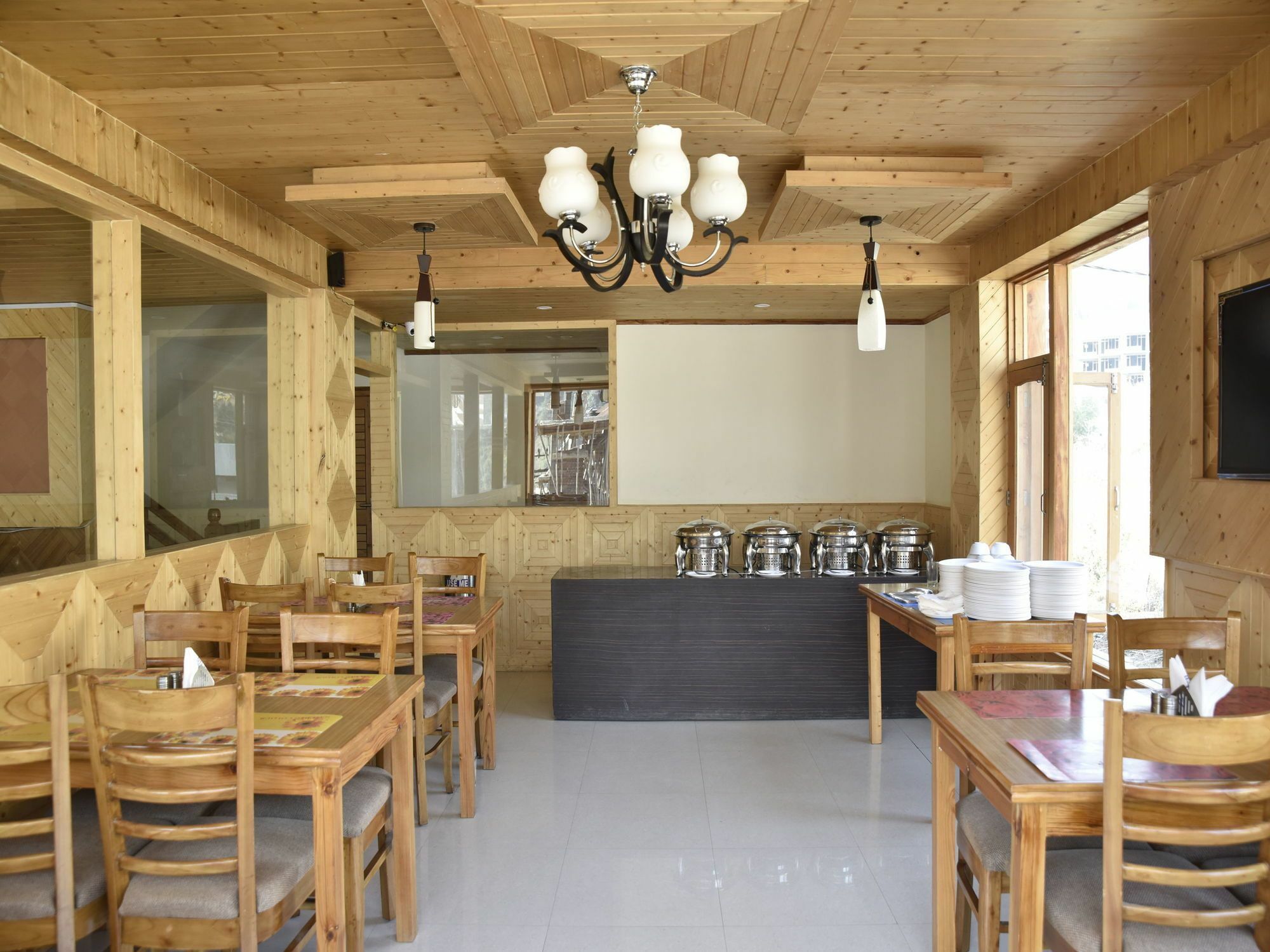 מנאלי Oyo 10255 Hotel Red Apple מראה חיצוני תמונה